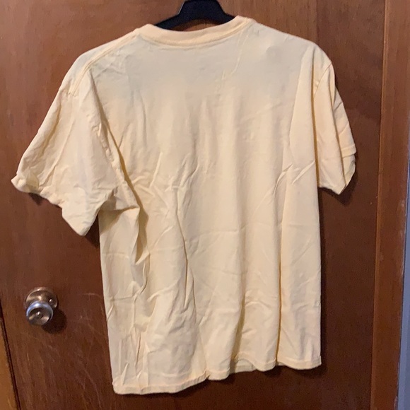 2 for 15$// Peach Shirt - Picture 3 of 3